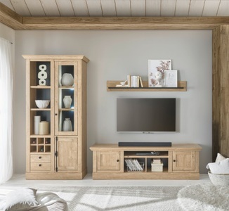 HOME AFFAIRE, Home affaire Wohnwand »Cornwall, Anbauwand im Landhausstil, Wohnzimmer-Set, in Eiche Dekor«, (Set, 3 St.), enthält Vitrine, Lowboard, Wandboard, 309 cm breit, Metallgriffe, Home affaire Wohnwand »Cornwall, Anbauwand im Landhausstil, Wohnzimmer-Set, in Eiche Dekor«, (Set, 3 St.), enthält Vitrine, Lowboard, Wandboard, 309 cm breit, Metallgriffe