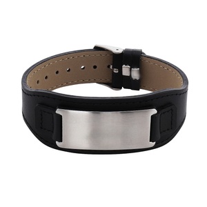 FIRETTI, Firetti Armband mit Gravur »ID-Armband mit gratis Gravur«, Firetti Armband »Schmuck Geschenk Lederarmband mit ID-Platte verstellbar«
