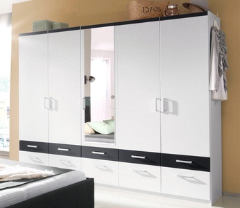 priess, priess Kleiderschrank