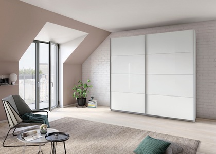 Rauch, rauch Schwebetürenschrank »Quadra«, mit Glaselementen, rauch Schwebetürenschrank »Quadra Bestseller Schlafzimmerschrank in vielen Breiten«, Kleiderschrank Garderobenschrank Schrank mit Glaselementen