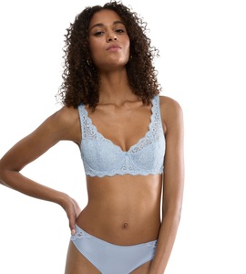 Triumph Balconette-BH »Amourette«, Stretch-Spitze, weich, feminin, breite Träger