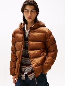 Tommy Jeans Steppjacke »HOODED LOGO PUFFER«, mit Kapuze, Übergangsjacke Regular fit mit Rundhalsausschnitt