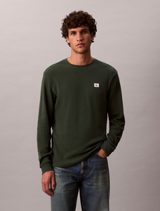 Calvin Klein Jeans Langarmshirt »LS WAFFLE BADGE CREWNK TEE«, Mit Rundhalsausschnitt