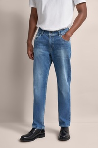 bugatti 5-Pocket-Jeans, mit einem leichten Used-Look