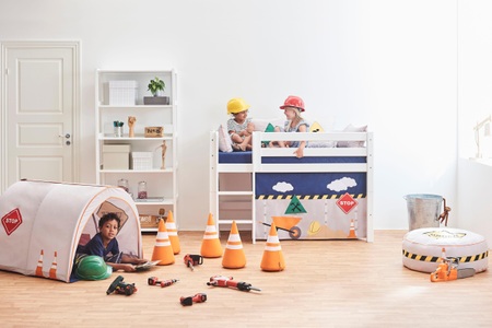 Hoppekids, Hoppekids Hochbett »Construction«, inkl. Vorhang, Matratze und Rollrost, Hoppekids Hochbett »«Construction»«, mit Baustellen-Vorhang Matratze 2 Grössen