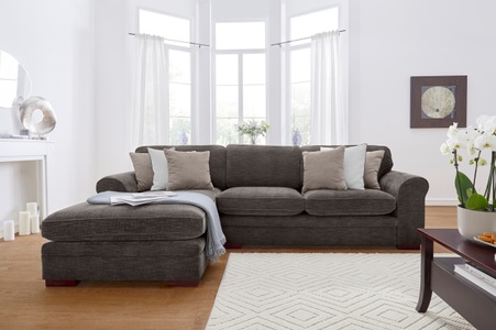 Timbers Ecksofa »Broughton«, weicher Sitzkomfort, incl. 4 Zierkissen, Keder