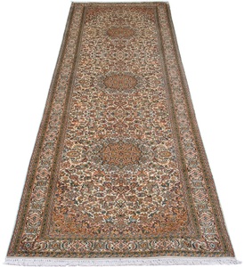 MorgenLand, morgenland Seidenteppich »Seiden - Kaschmir Seide - 316 x 81 cm - beige«, rechteckig, 4 mm Höhe, Wohnzimmer, Handgeknüpft, Einzelstück mit Zertifikat, morgenland Seidenteppich »Seiden - Kaschmir Seide - 316 x 81 cm - beige«, rechteckig, 4 mm Höhe, Wohnzimmer, Handgeknüpft, Einzelstück mit Zertifikat