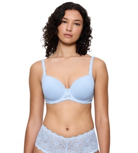Triumph T-Shirt-BH »Amourette«, Stretch-Spitze, glatte Cups, atmungsaktiv, leicht, feminin