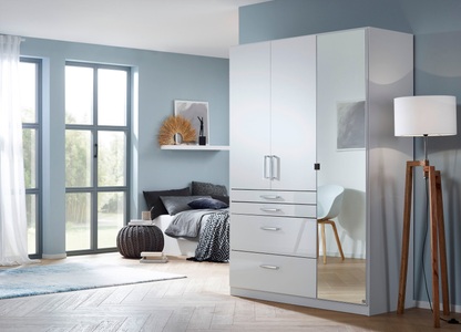Rauch Pack´s, home24 Drehtuerenschrank Homburg I, Drehtürenschrank HOMBURG weiss 3 Türen 4 Schubladen