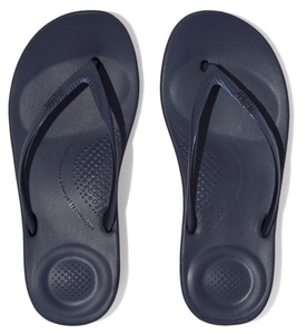 Fitflop, Fitflop Zehentrenner »IQUSHION ERGONOMIC FLIP-FLOPS«, Keilabsatz, Sommerschuh, Schlappen mit weichem Zehensteg, Fitflop - flip-flops für en iqushion ergonomic tpu, Damen, Größe 40
