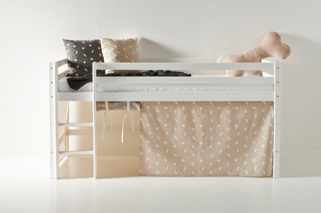 Hoppekids, Hoppekids Hochbett, mit Matratze und Textil-Set, Hoppekids Hochbett »ECO Dream, Kinderbett, Spielbett, Halbhohes Bett aus Massivholz«, inkl. Vorhang-Set Creator, Bettgrösse & Matratze wählbar