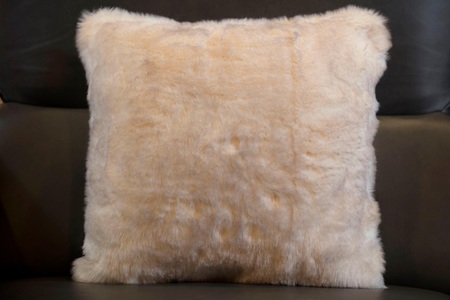 Star Home Textil, Star Home Textil Dekokissen »Polarfuchs«, (1 St.), besonders weich, Star Home Textil Dekokissen »Polarfuchs«, besonders weich