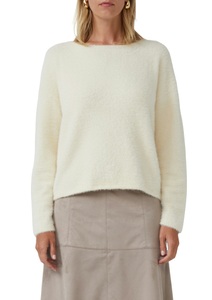 s.Oliver BLACK LABEL Strickpullover flauschig, mit U-Boot-Ausschnitt
