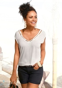 S.OLIVER BEACHWEAR, s.Oliver Beachwear Strandshirt, s.Oliver T-Shirt mit Zierbändern am Ausschnitt, Kurzarmshirt, sommerlich