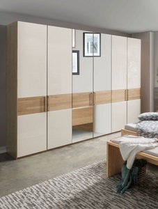 Wiemann, WIEMANN Drehtürenschrank »Kiruna«, WIEMANN Drehtürenschrank »Kiruna«, mit Champagnerglas und Spiegel
