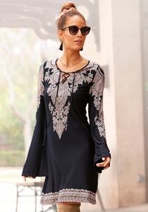 Lascana, LASCANA Strandkleid, LASCANA Jerseykleid, mit Bordürendruck und Schnürung am Ausschnitt, Sommerkleid