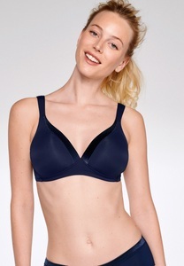 Naturana, Naturana Bügelloser BH »The Wednesday«, Mit Schale und Glanzband, 