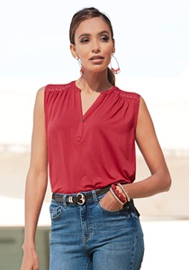 Lascana, LASCANA Strandtop, LASCANA Tanktop, mit silberfarbenen Nietendetails, lockeres Blusentop