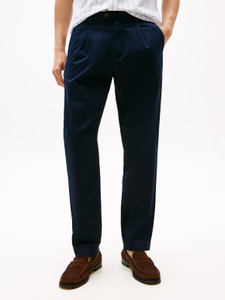 Tommy Hilfiger Chinohose »HARLEM CHINO SATIN«, Relaxed fit, Bundfalten