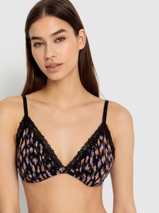 LSCN by LASCANA Bralette, (1 tlg.), mit zarter Spitzenkante