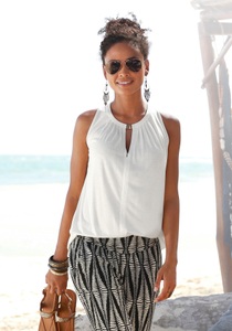 Lascana, LASCANA Strandtop mit Dekoschliesse, 