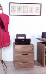 Composad, Composad Rollcontainer »DAVINCI, mit 3 Schubladen, davon 1 abschliessbar,«, Masse (B/T/H): ca. 50x47,2x61,2 cm, 100% recyceltes Holz, Made in Italy, Composad Rollcontainer »DAVINCI«
