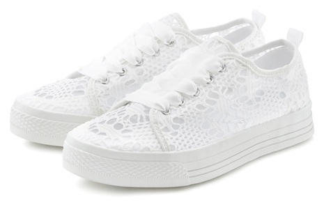 Lascana, LASCANA Sneaker, mit modischer Spitze und leichter Plateausohle, 