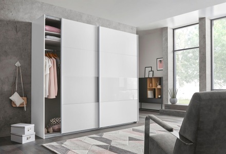Wimex, Wimex Schwebetürenschrank »Bramfeld«, Wimex Schwebetürenschrank »Bramfeld TOPSELLER Kleiderschrank«, mit Glaselementen und zusätzlichen Einlegeböden
