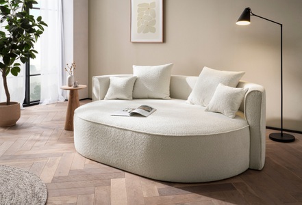 LeGer Home by Lena Gercke, LeGer Home by Lena Gercke 2,5-Sitzer »ISALIE, rundes Loungesofa, mit Kissen, perfekt gepolstert«, moderne Stoffe, mit 4 Zierkissen, extra grosse Sitzfläche