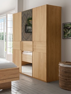 Wiemann, WIEMANN Drehtürenschrank »Kiruna«, WIEMANN Drehtürenschrank »Kiruna«, mit Kristallspiegel