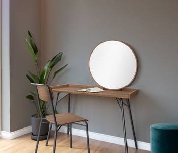 andas Schminktisch, besonderes Design
