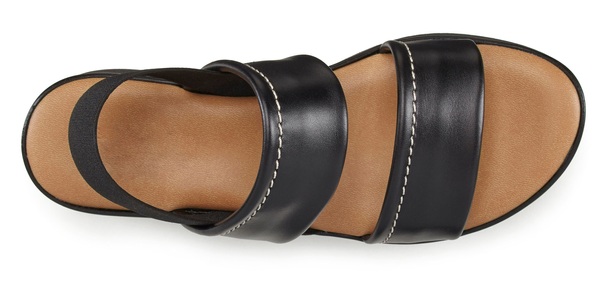 Lascana, LASCANA Sandalette, aus Leder mit leichtem Keilabsatz, 