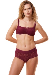 TRIUMPH, Triumph Bügel-BH »Body Make-Up Illusion Lace Balconette«, Stretch-Spitze, BODY MAKE-UP ILLUSION LACE BH mit Bügel, gefüttert in bordeux