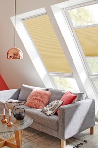 SUNLINES, sunlines Dachfensterplissee »StartUp Style Honeycomb TL«, Lichtschutz, verspannt, mit Führungsschienen, sunlines Dachfensterplissee »StartUp Style Honeycomb TL«, Lichtschutz, verspannt, mit Führungsschienen