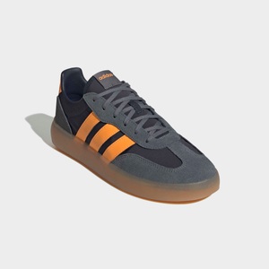 adidas Sportswear, adidas Sportswear Sneaker "BARREDA DECODE" inspiriert vom Design des adidas handball spezial