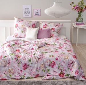 APELT, APELT Wendebettwäsche »Sarah«, elegante Pfingsrosen und Rosenblätter, exklusive Sommer Bettwäsche, APELT Wendebettwäsche »Sarah«, elegante Pfingsrosen und Rosenblätter, exklusive Sommer Bettwäsche