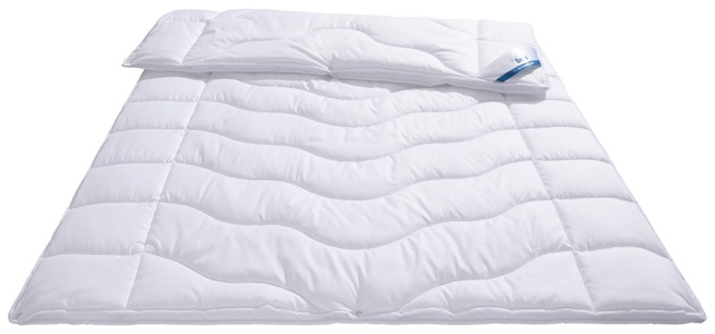 BeCo, Beco Kunstfaserbettdecke »Sanalux Protect«, 4-Jahreszeiten, Füllung Polyester, Bezug Baumwolle oder Polyester, (1 St.), Bettdecke in 135x200, 155x220, 200x200 cm, Sommer oder Winter, Beco Kunstfaserbettdecke »Sanalux Protect«, 4-Jahreszeiten, Füllung Polyester, Bezug Baumwolle oder Polyester, (1 St.), Bettdecke in 135x200, 155x220, 200x200 cm, Sommer oder Winter