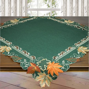 Delindo Lifestyle, Delindo Lifestyle Mitteldecke »Herbstblatt«, gesticktes Design, blickdichter Stoff, 