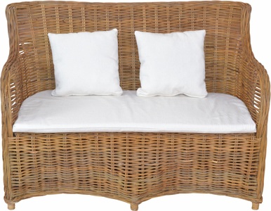 HOFMANN LIVING AND MORE, HOFMANN LIVING AND MORE Sofa, aus handgeflochtenem Kubu-Rattan und sechs Füssen, HOFMANN LIVING AND MORE Sofa, aus handgeflochtenem Kubu-Rattan und sechs Füssen