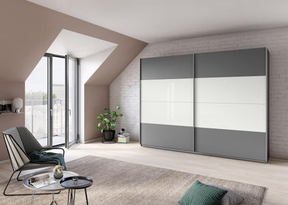 Rauch, rauch Schwebetürenschrank »Quadra«, mit Glaselementen, rauch Schwebetürenschrank »Quadra Bestseller Schlafzimmerschrank in vielen Breiten«, Kleiderschrank Garderobenschrank Schrank mit Glaselementen