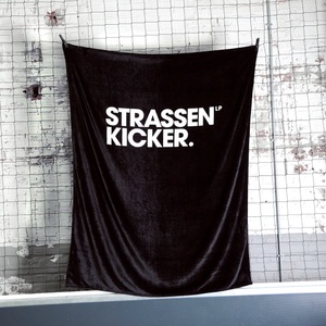 HERDING, HERDING WellsoftDecke Strassenkicker schwarz-weiß 150 x 200 cm, Herding Wohndecke »Strassenkicker«, samtweiche Wellsoft-Decke, Kuscheldecke