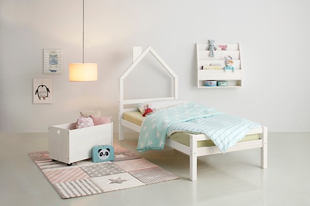 LÜTTENHÜTT, Lüttenhütt Kinderbett »Alpi«, Einzelbett aus schönem massivem Kiefernholz, in einer Haus-Optik Form, inklusive Lattenrost, in verschiedenen Farbvarianten enthältlich, Liefefläche 90x200 cm, Lüttenhütt Kinderbett »Alpi«, aus Kiefernholz, verschiedene Farbvarianten, Liegefläche 90x200 cm