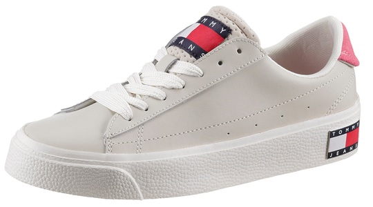 TOMMY JEANS, Tommy Jeans Plateausneaker »TOMMY JEANS VULCANIZED LEATHER«, mit Flagge im Plateau, 