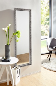 Spiegelprofi, Holzrahmenspiegel PAUL mit Ornamenten silber, 