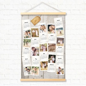 smartphoto, Jahresplaner mit magnetischer Posterleiste 60 x 40 cm Holz, Jahresplaner mit magnetischer Posterleiste 60 x 40 cm Holz