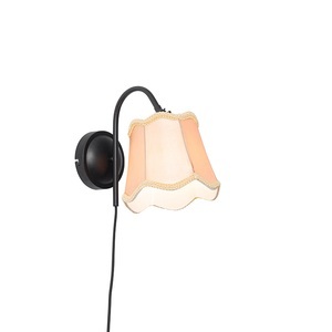 QAZQA, Klassieke wandlamp zwart met gele lampenkap - Nona