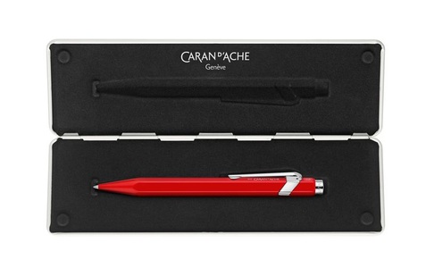 Caran d'ache, CARAN D'ACHE Roller 849 0.7mm 846.570 rot, mit Metalletui