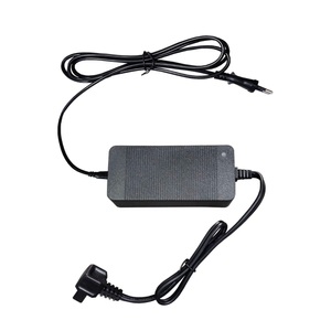 undefined, Netzteil 100-240V für Kühlbox 12V