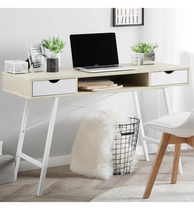 Beliani, Beliani Schreibtisch hellbraun/weiss 120 x 48 cm 2 Schubladen CLARITA, Beliani - Schreibtisch aus MDF-Platte Modern CLARITA, One Size, Light Beige