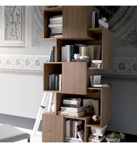 Angel Cerda - Bücherregal - Braun